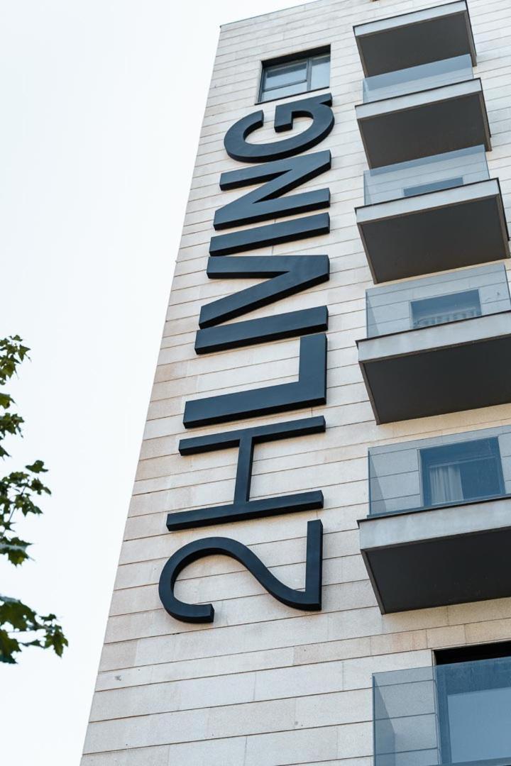 Apartamentos 2H Living Leon Bagian luar foto